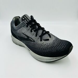 Brooks Levitate Black and Gray Athletic Shoes